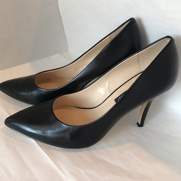 Classic Black Heels - Picture 1 of 5